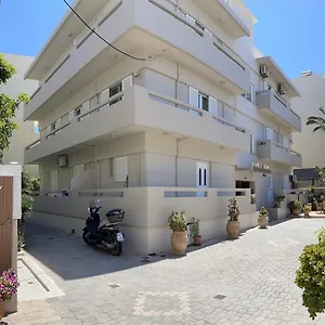 Family Homes Zaharias Appartement